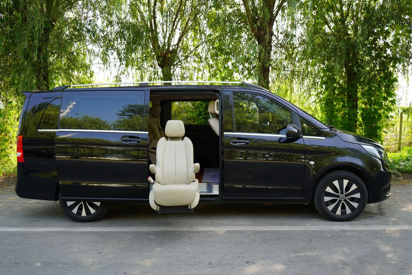 Executive van